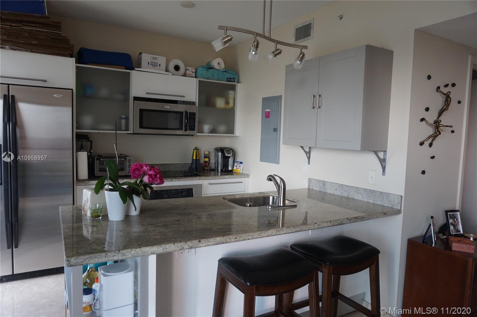 185 Southwest 7th Street, Unit 4000 Miami, FL 33130 - Photo 24 of 25