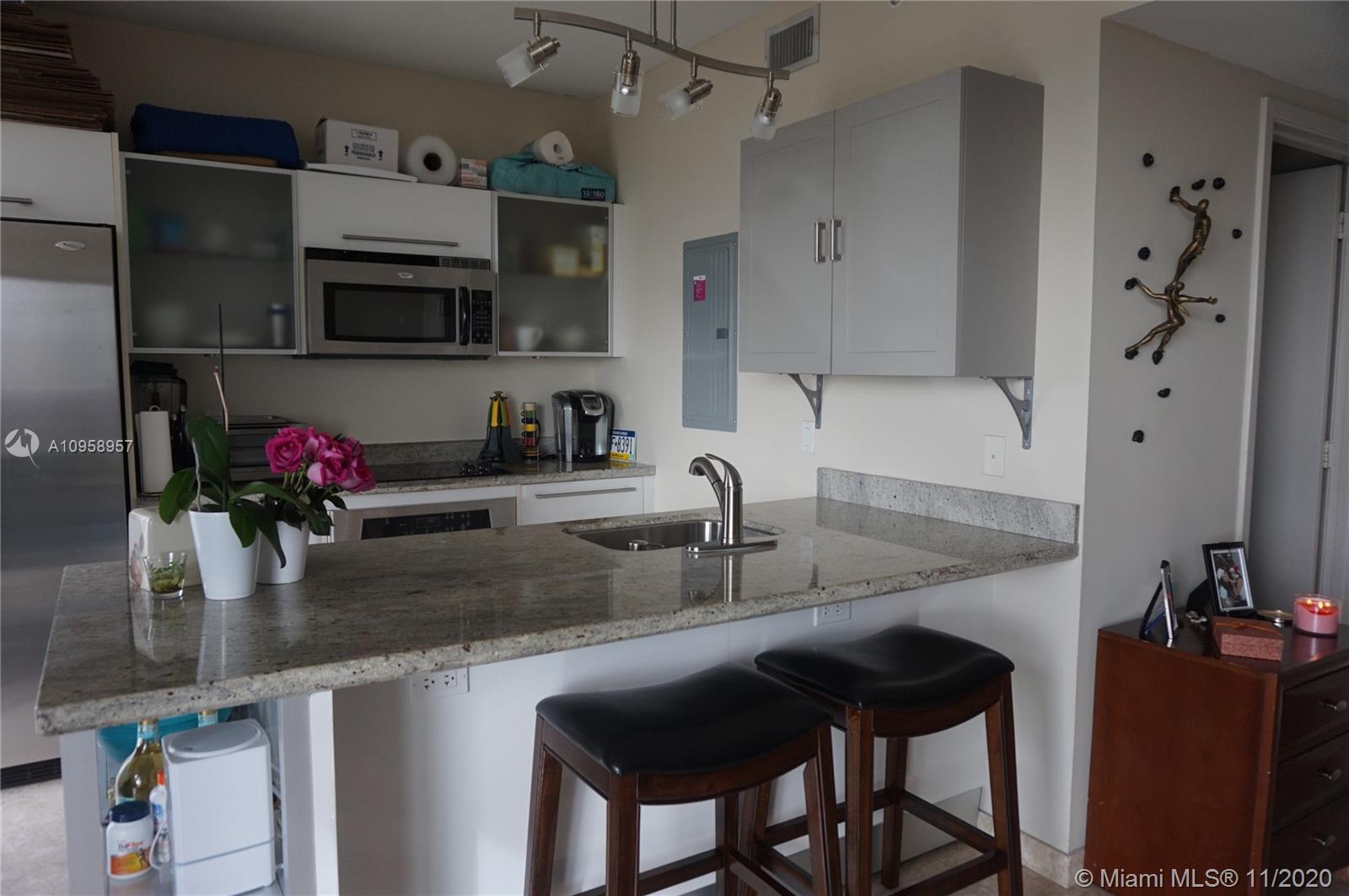 185 Southwest 7th Street, Unit 4000 Miami, FL 33130 - Photo 25 of 25