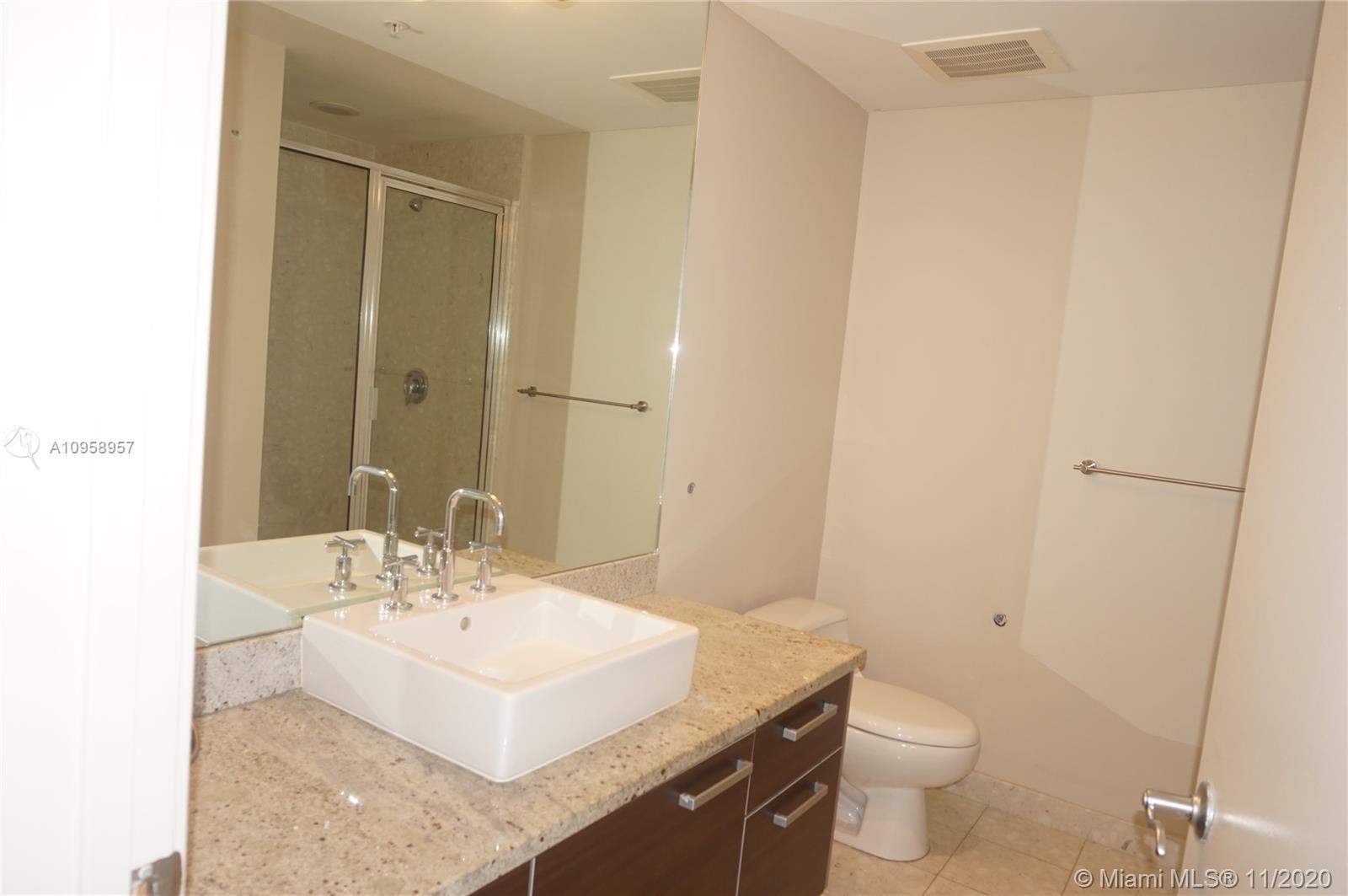 185 Southwest 7th Street, Unit 4000 Miami, FL 33130 - Photo 6 of 25