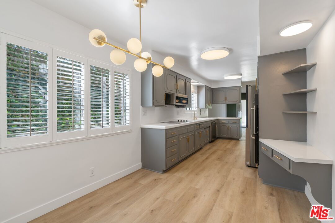 15974 Tobin Way Sherman Oaks, CA 91403 - Photo 18 of 66