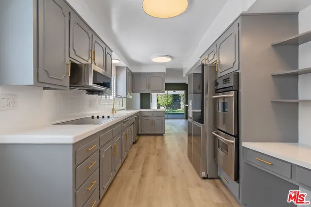 $10,500 | 15974 Tobin Way, Sherman Oaks, CA 91403