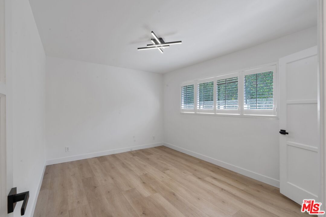 15974 Tobin Way Sherman Oaks, CA 91403 - Photo 30 of 66