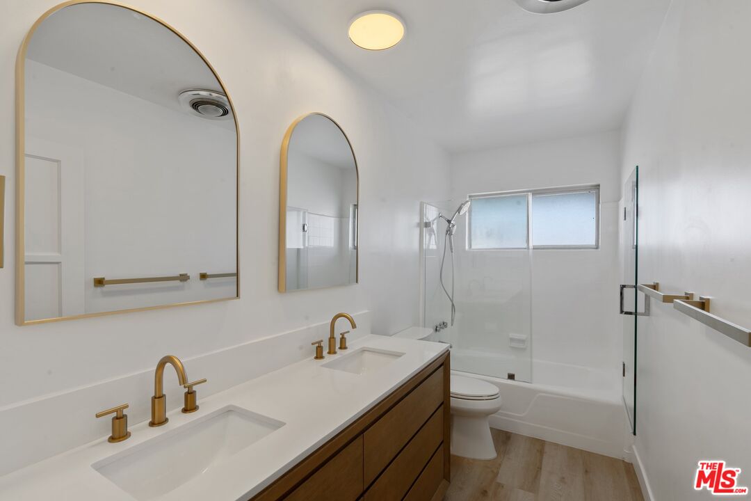 15974 Tobin Way Sherman Oaks, CA 91403 - Photo 33 of 66