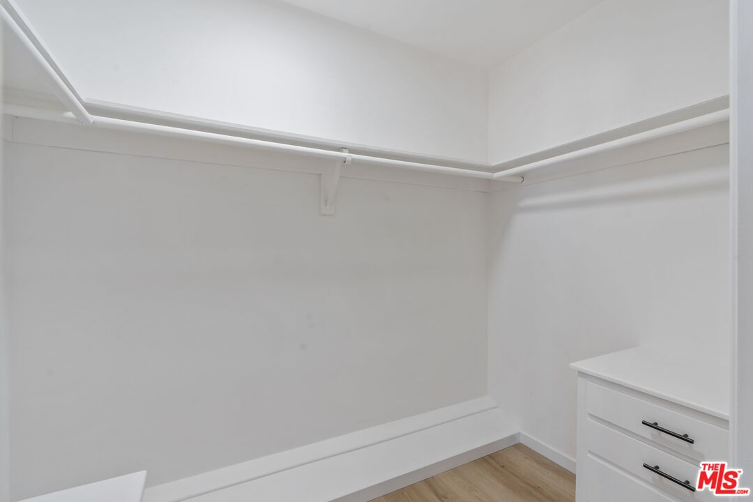 15974 Tobin Way Sherman Oaks, CA 91403 - Photo 46 of 66