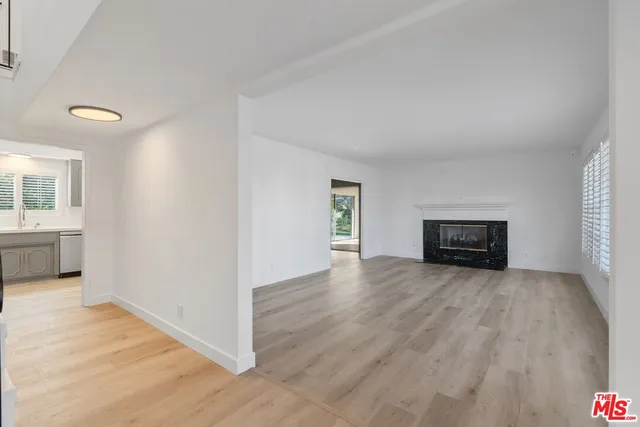 $10,500 | 15974 Tobin Way, Sherman Oaks, CA 91403