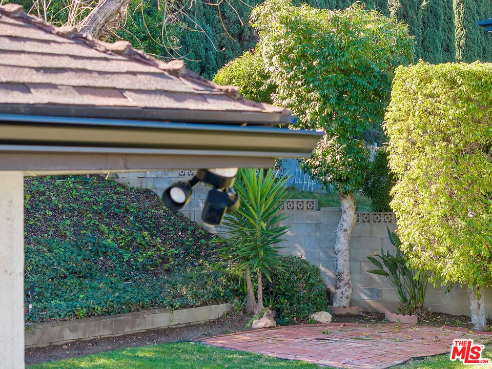 15974 Tobin Way Sherman Oaks, CA 91403 - Photo 57 of 66