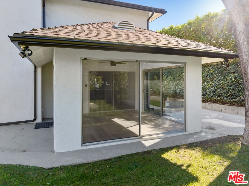 15974 Tobin Way Sherman Oaks, CA 91403 - Photo 58 of 66