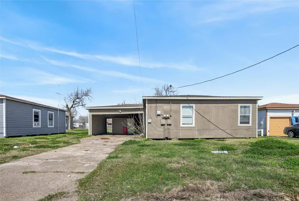 $145,000 | 1711-17 West 5th Street, Freeport, TX 77541
