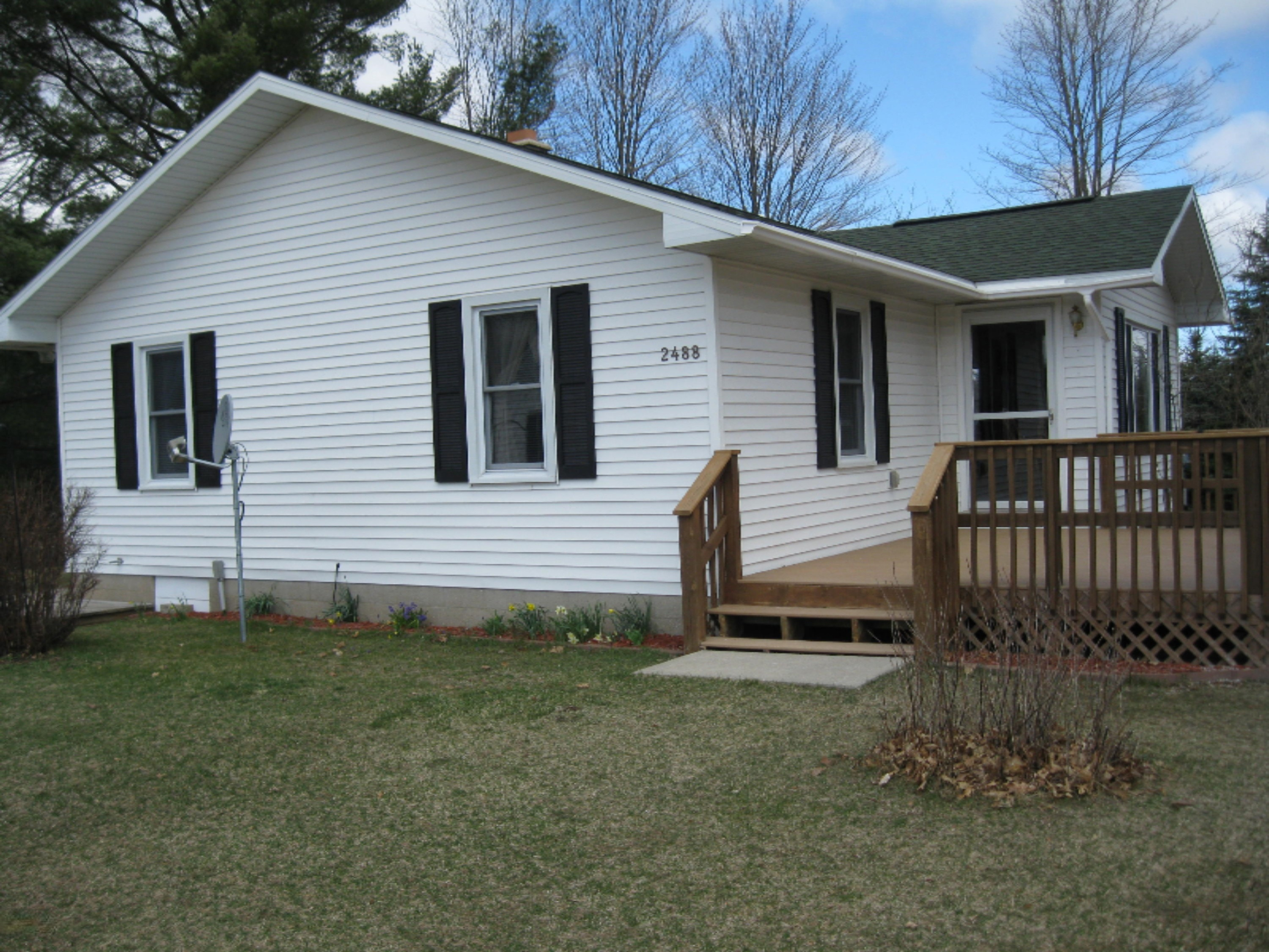 2488 Skocelas Road North Manistee, MI 49660 - Photo 3 of 22 IMG_0825