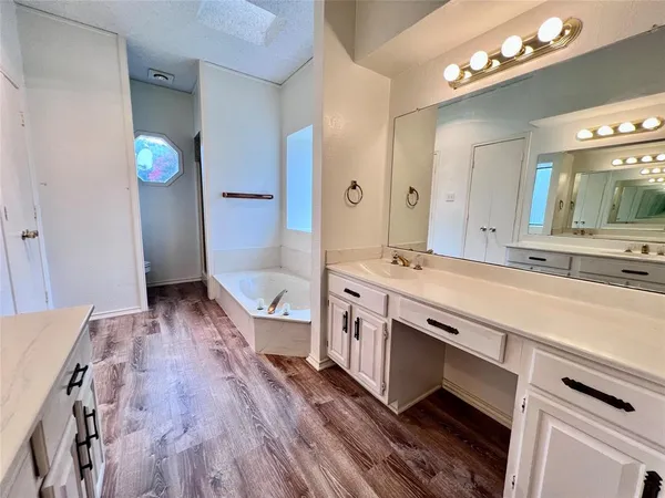 $2,225 | 1107 Rita Lane, Duncanville, TX 75116