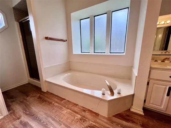 $2,225 | 1107 Rita Lane, Duncanville, TX 75116