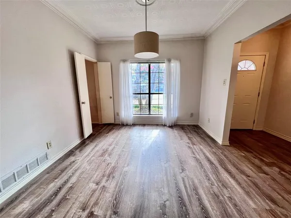 $2,225 | 1107 Rita Lane, Duncanville, TX 75116