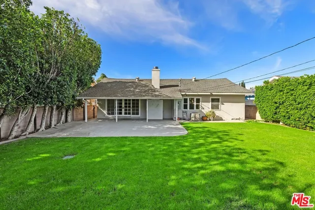 $3,995 | 9344 Valjean Avenue, North Hills, CA 91343