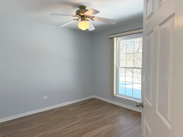 $2,195 | 1162 Harbor Court, Glendale Heights, IL 60139