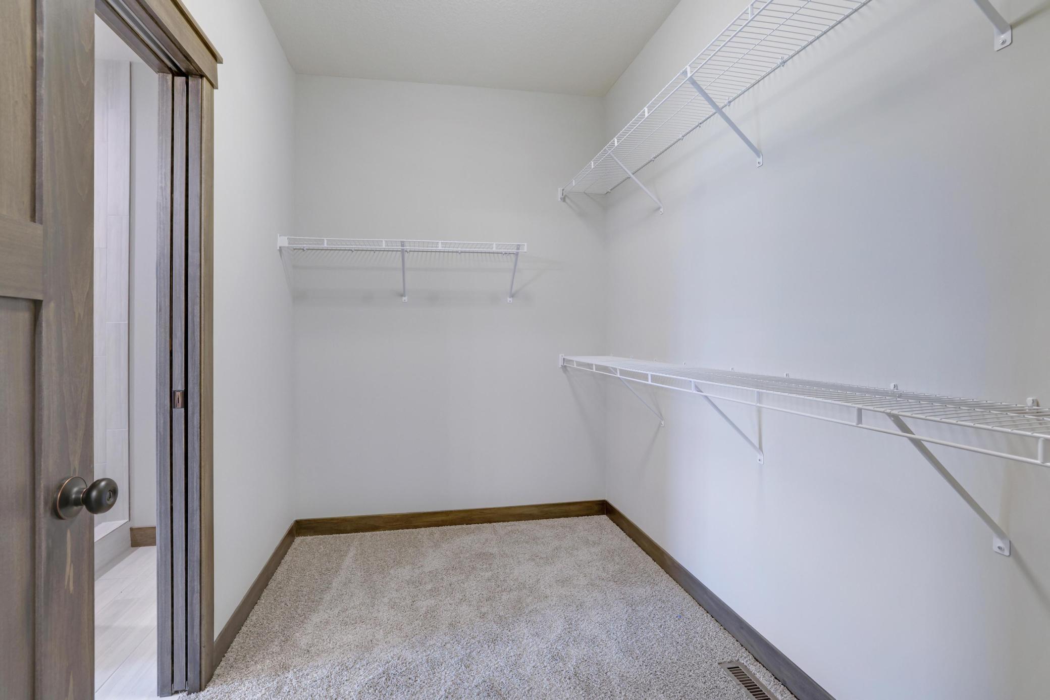 909 Acorn Court Hudson, WI 54016 - Photo 32 of 54