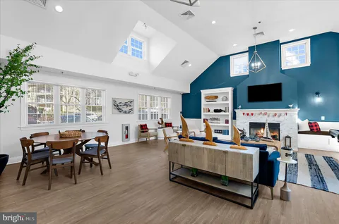 $279,000 | 1113 Primrose Court, Unit 204, Annapolis, MD 21403