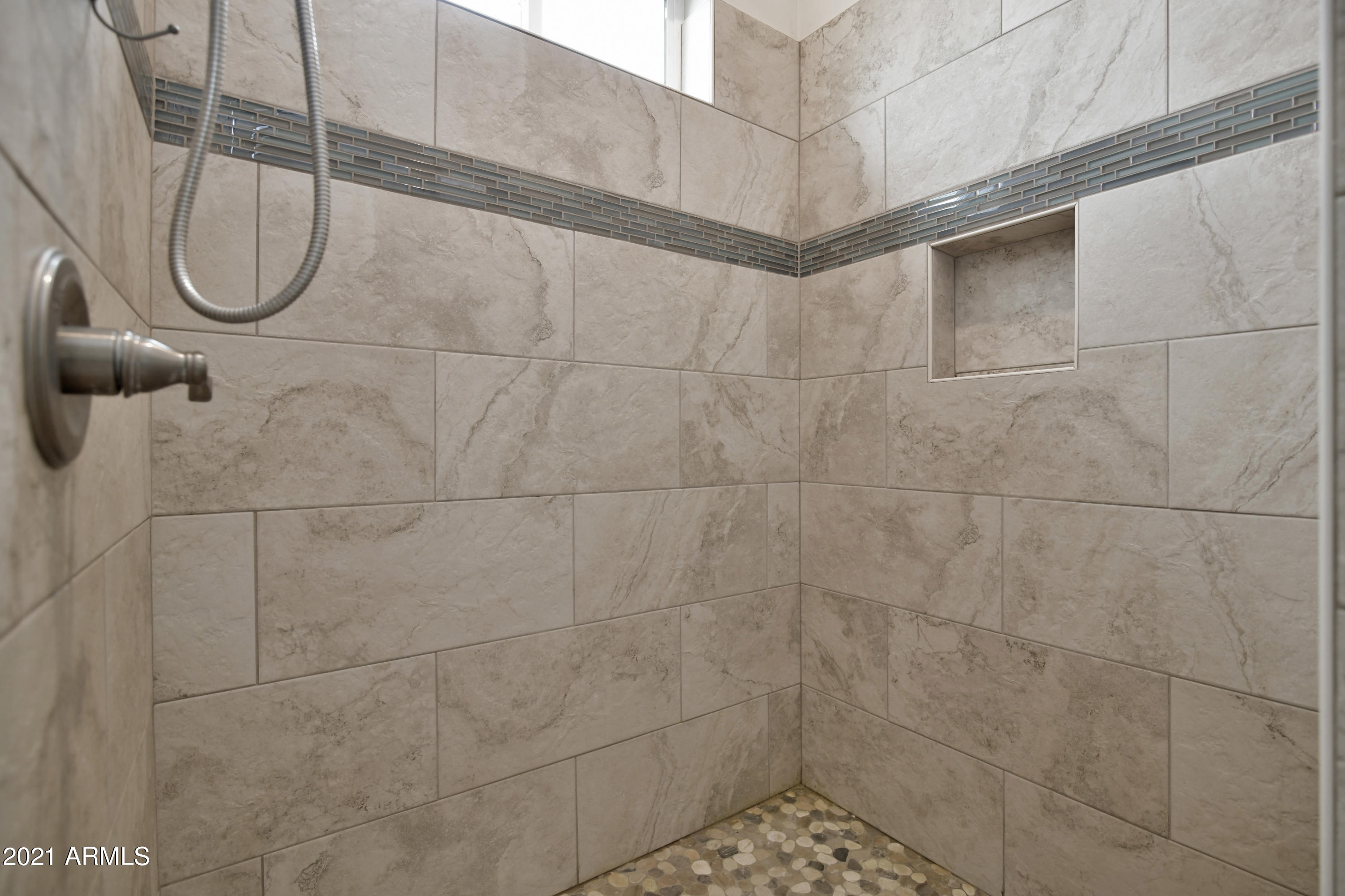 9600 North Manger Road Prescott, AZ 86305 - Photo 19 of 37 Master Shower