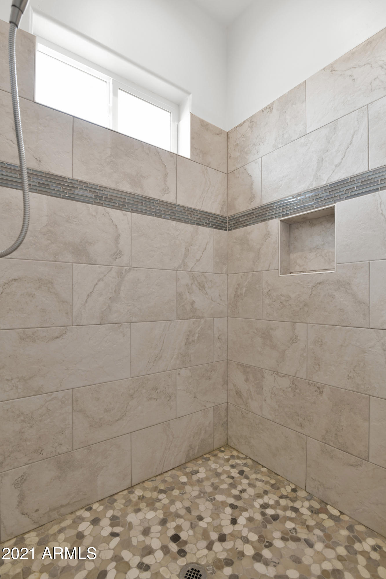 9600 North Manger Road Prescott, AZ 86305 - Photo 20 of 37 Master Shower 2
