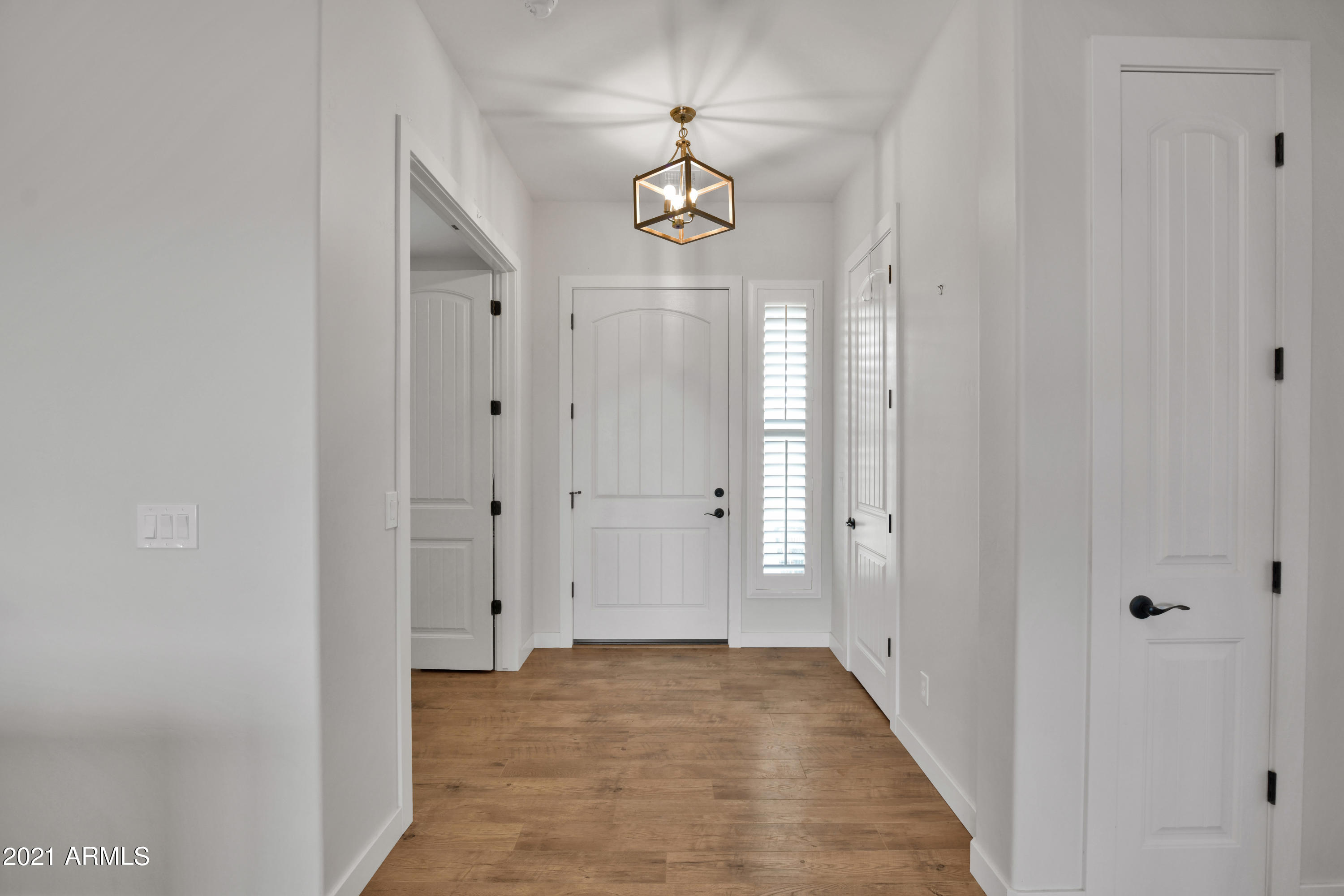 9600 North Manger Road Prescott, AZ 86305 - Photo 5 of 37 Front Entryway