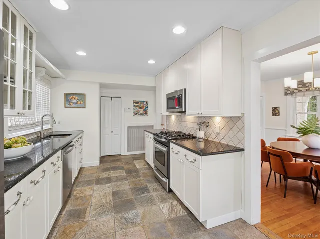 $1,150,000 | 23 Fraser Street, Pelham, NY 10803