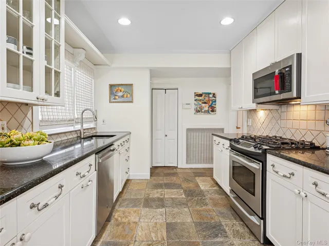 $1,150,000 | 23 Fraser Street, Pelham, NY 10803