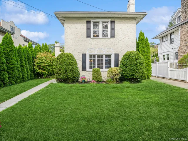 $1,150,000 | 23 Fraser Street, Pelham, NY 10803
