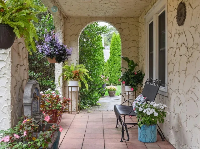 $1,150,000 | 23 Fraser Street, Pelham, NY 10803