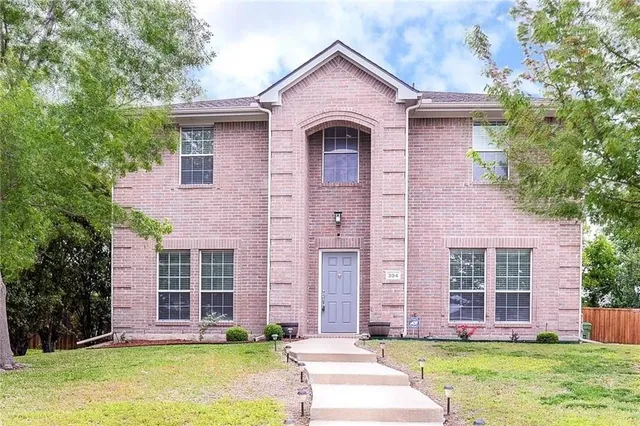 $2,890 | 304 Ambrose Drive, Murphy, TX 75094