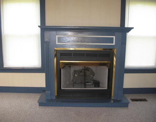 540 Ridge Road Plymouth, ME 04969 - Photo 10 of 24 Living Room.
