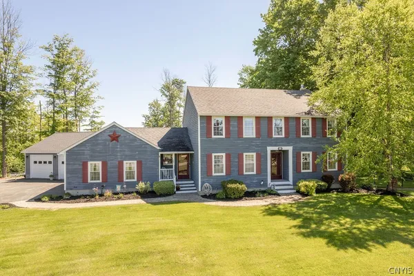 $399,900 | 15 Meaney Circle, Oswego, NY 13126