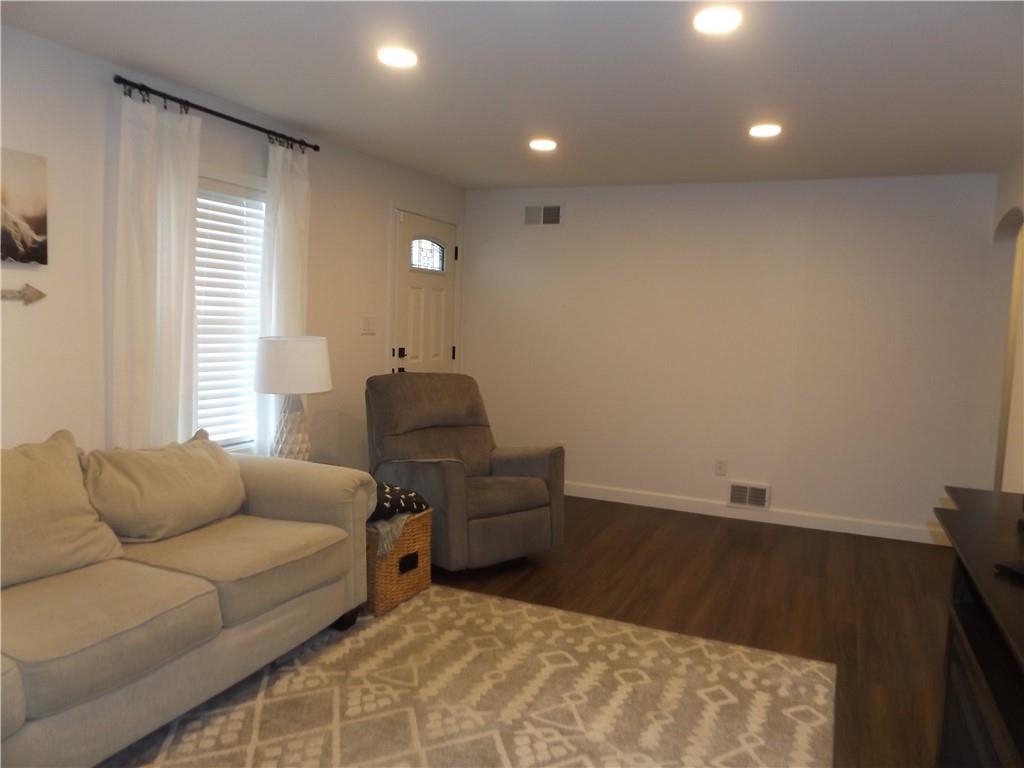 128 Old Walnut Hill Road Uniontown, PA 15401 - Photo 4 of 24 Gallery Image 4