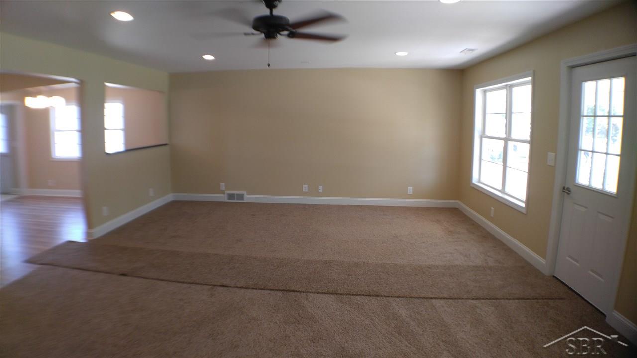 17710 Gratiot Road Hemlock, MI 48626 - Photo 5 of 34 31294666-4.JPG