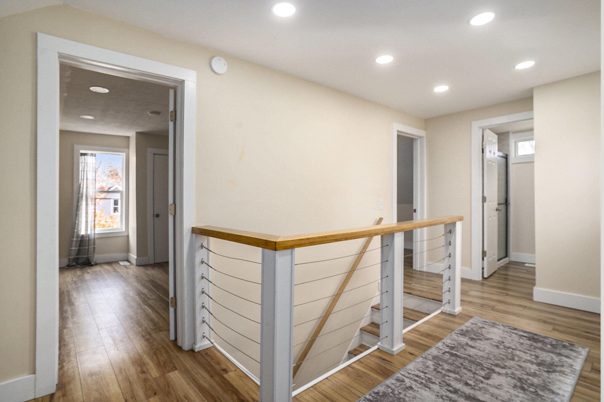 215 South Division Avenue Fremont, MI 49412 - Photo 17 of 31 Second Level Landing - that railing!