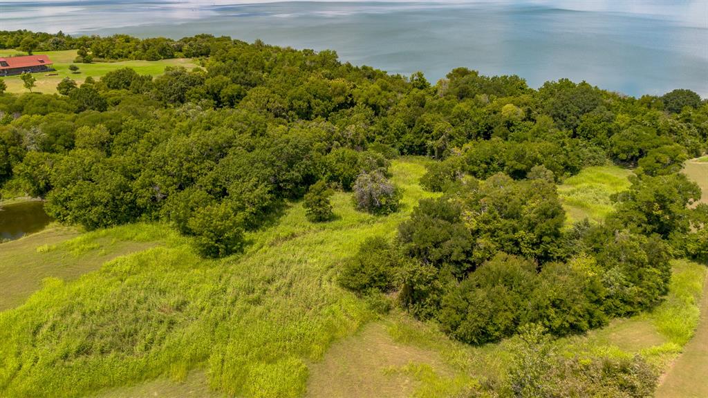 709 N Dawson, TX 76639 - Photo 2 of 10 a view of a lake view