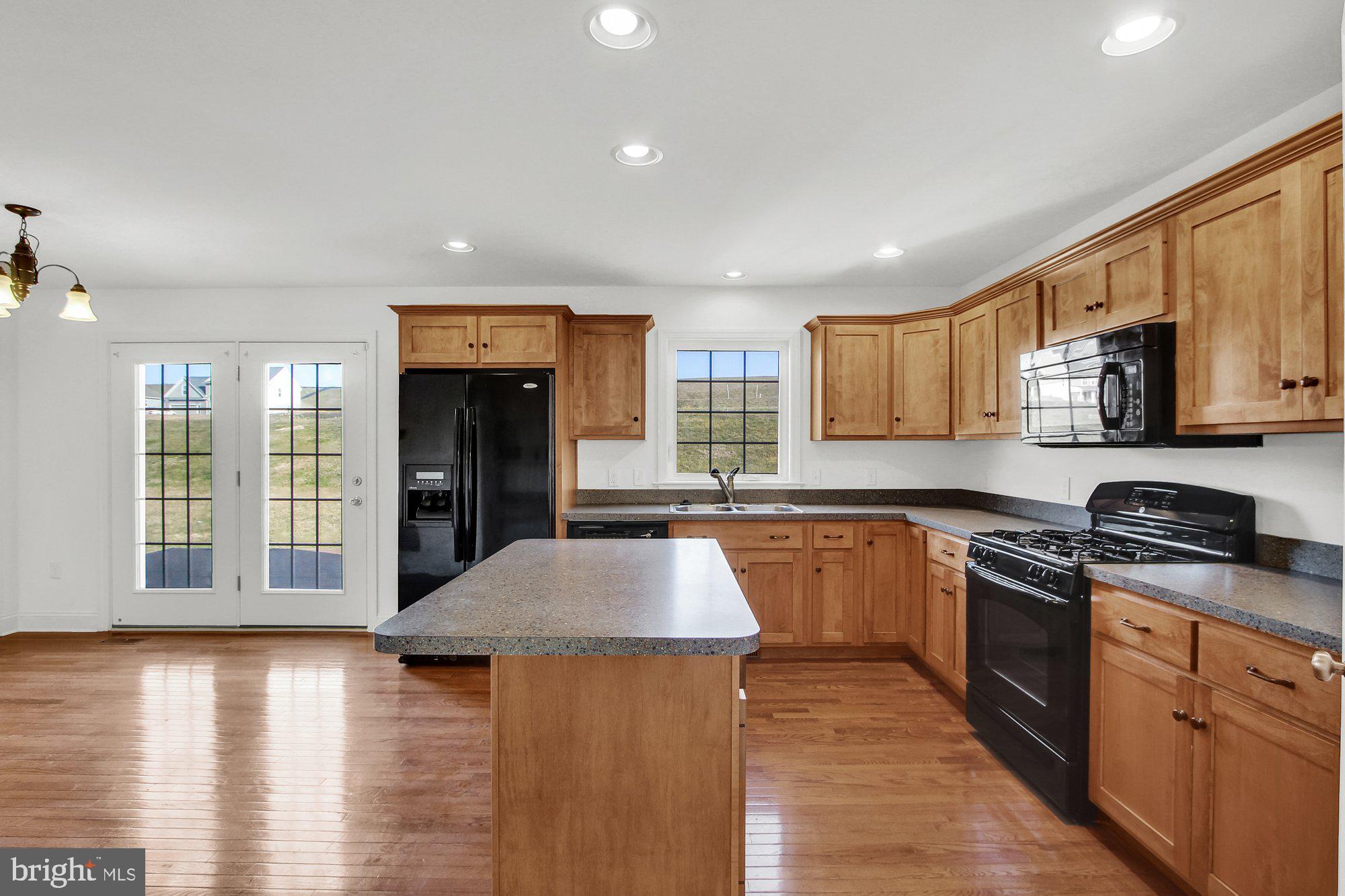 2254 Friesian Road York, PA 17406 - Photo 4 of 24 Gallery Image 4