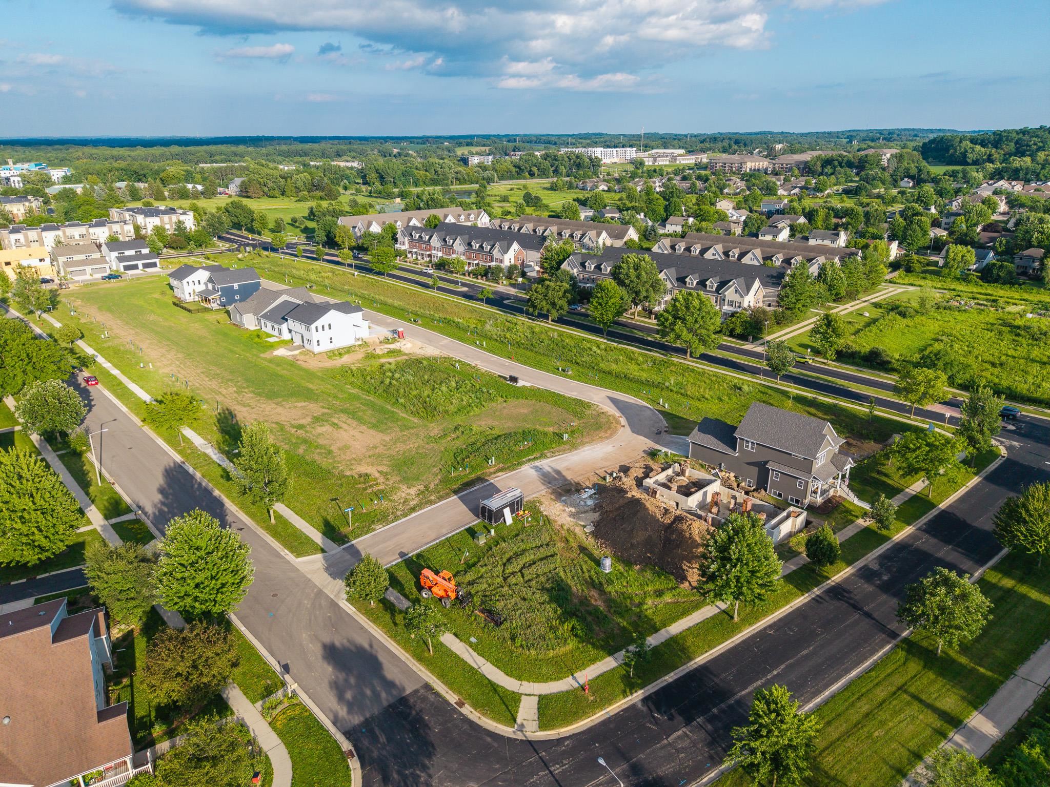 5226 Inspiration Fitchburg, WI 53711 - Photo 4 of 8 Gallery Image 4