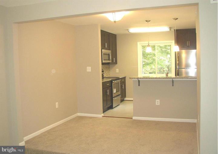 2485 Pyrenees Court Reston, VA 20191 - Photo 11 of 26 Dining room
