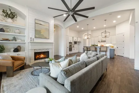 $899,000 | 17641 Stratus Cove, Dripping Springs, TX 78620