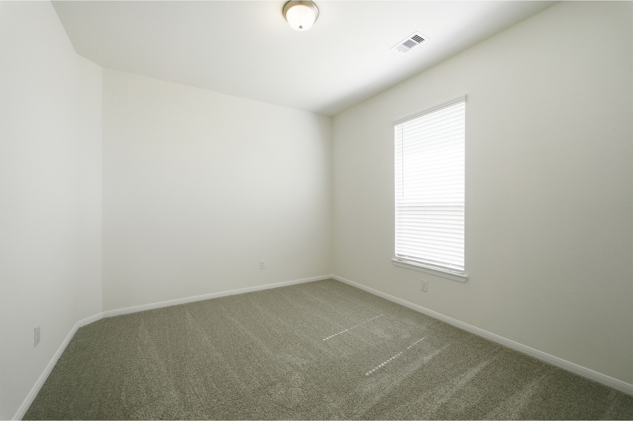 8635 Jade Hl Drive Rosharon, TX 77583 - Photo 7 of 28