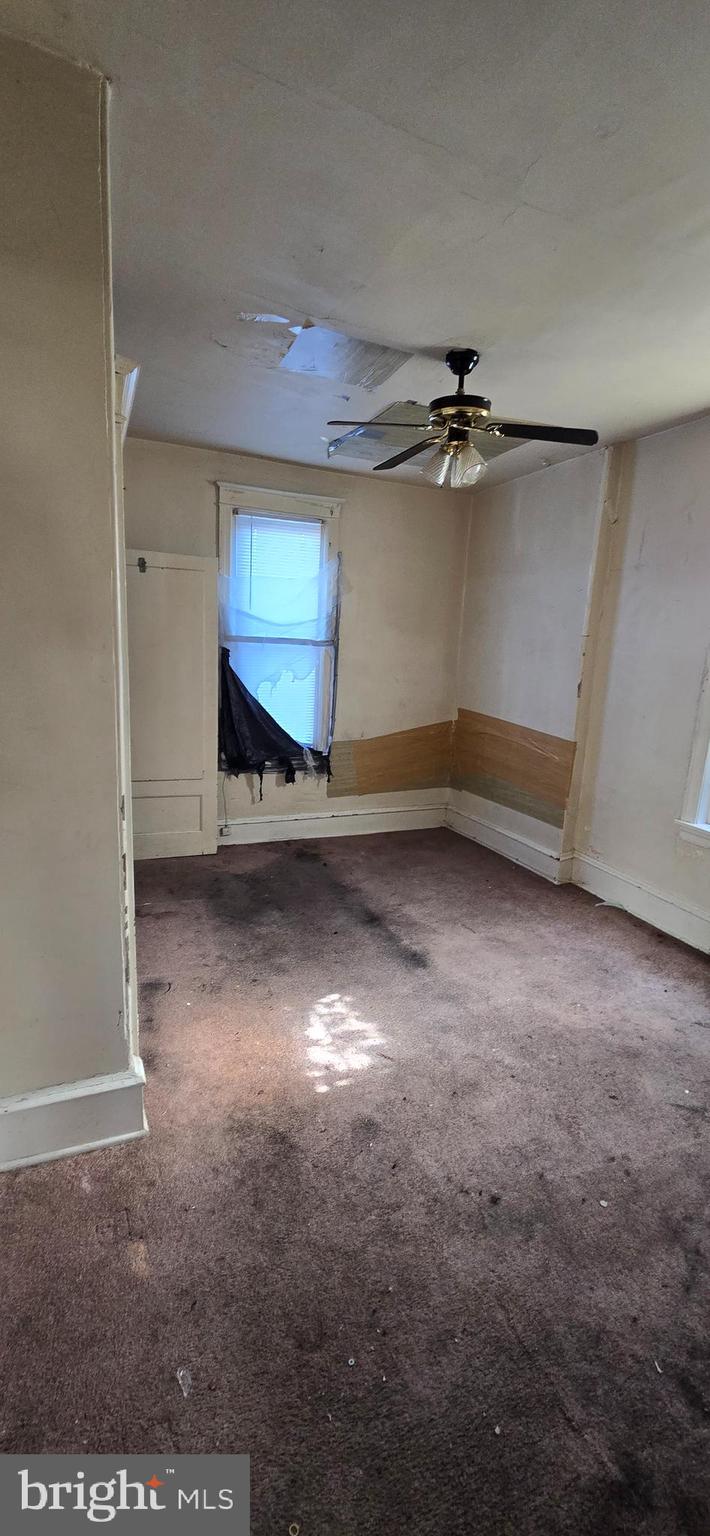 2845 North 25th Street Philadelphia, PA 19132 - Photo 13 of 14 Rear bedroom