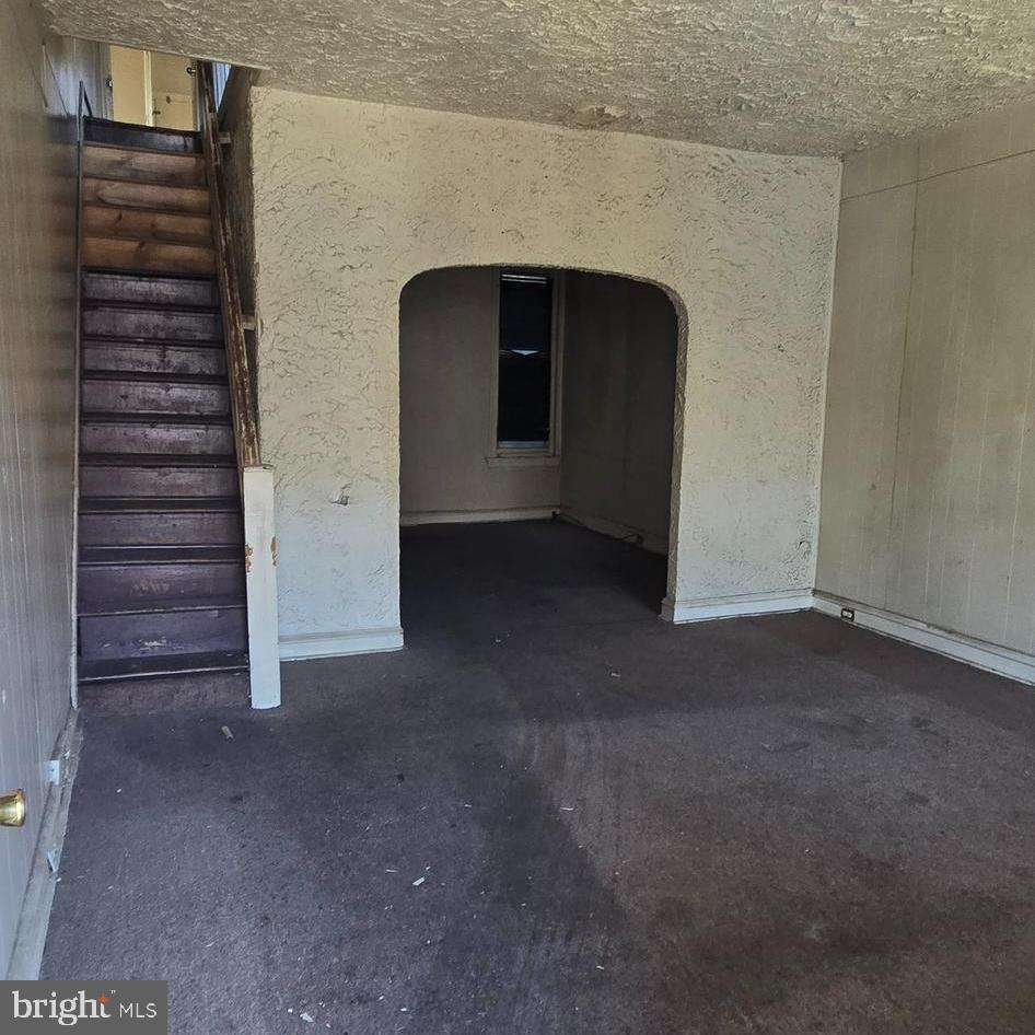2845 North 25th Street Philadelphia, PA 19132 - Photo 2 of 14 Living room