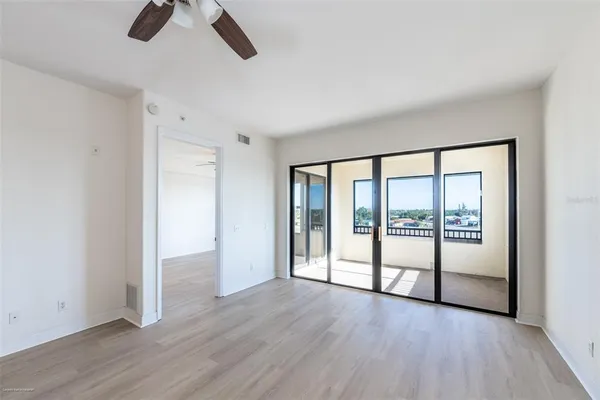 a view of an empty room and window