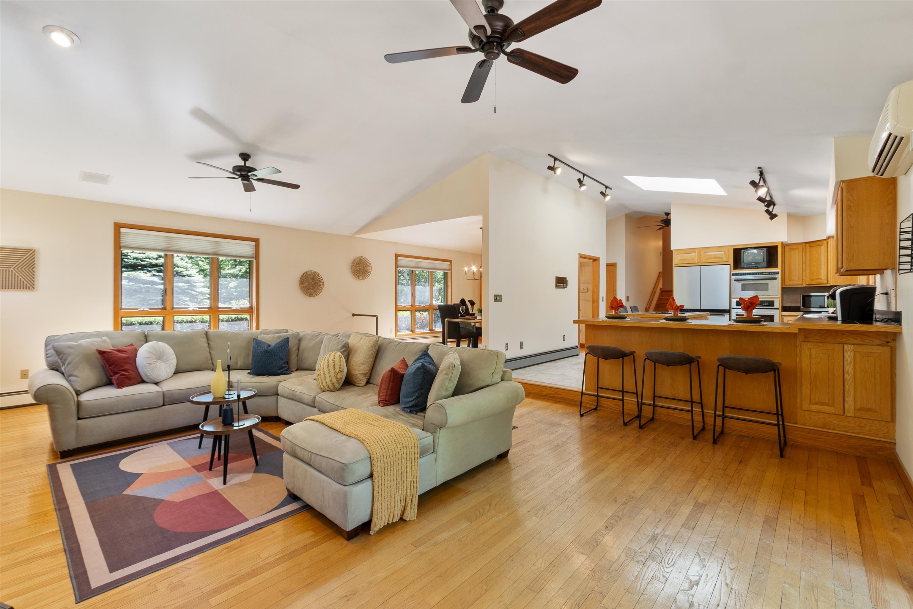 6 Weston Street Derry, NH 03038 - Photo 8 of 60