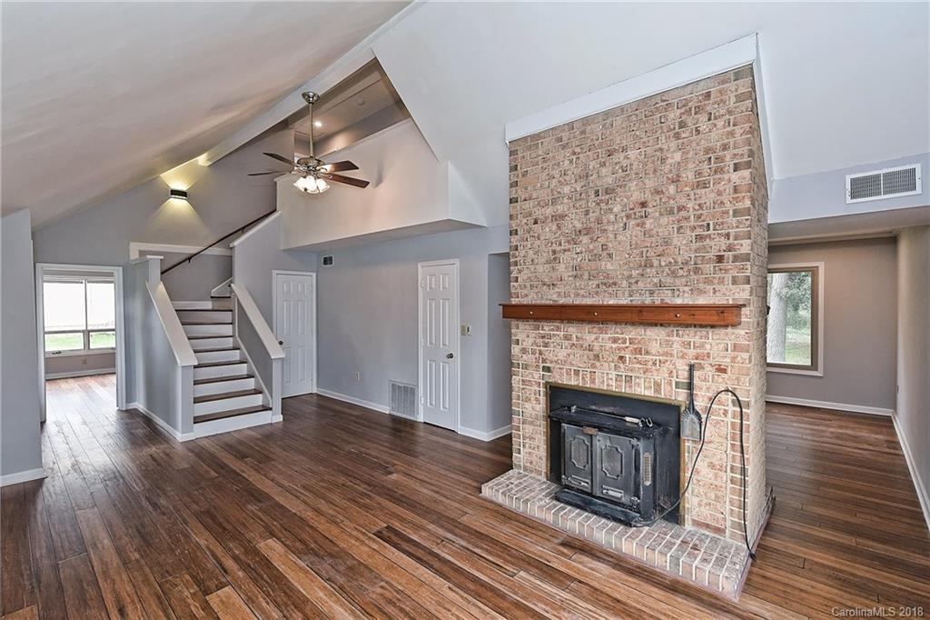 5921 Bluebonnet Road Charlotte, NC 28212 - Photo 3 of 36 Gallery Image 3