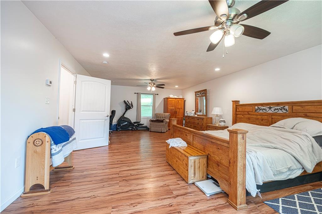 135 Devils Den Road Burgettstown, PA 15021 - Photo 12 of 45 Gallery Image 12