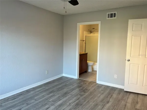 $1,350 | 10200 Gandy Boulevard North, Unit 617, St. Petersburg, FL 33702