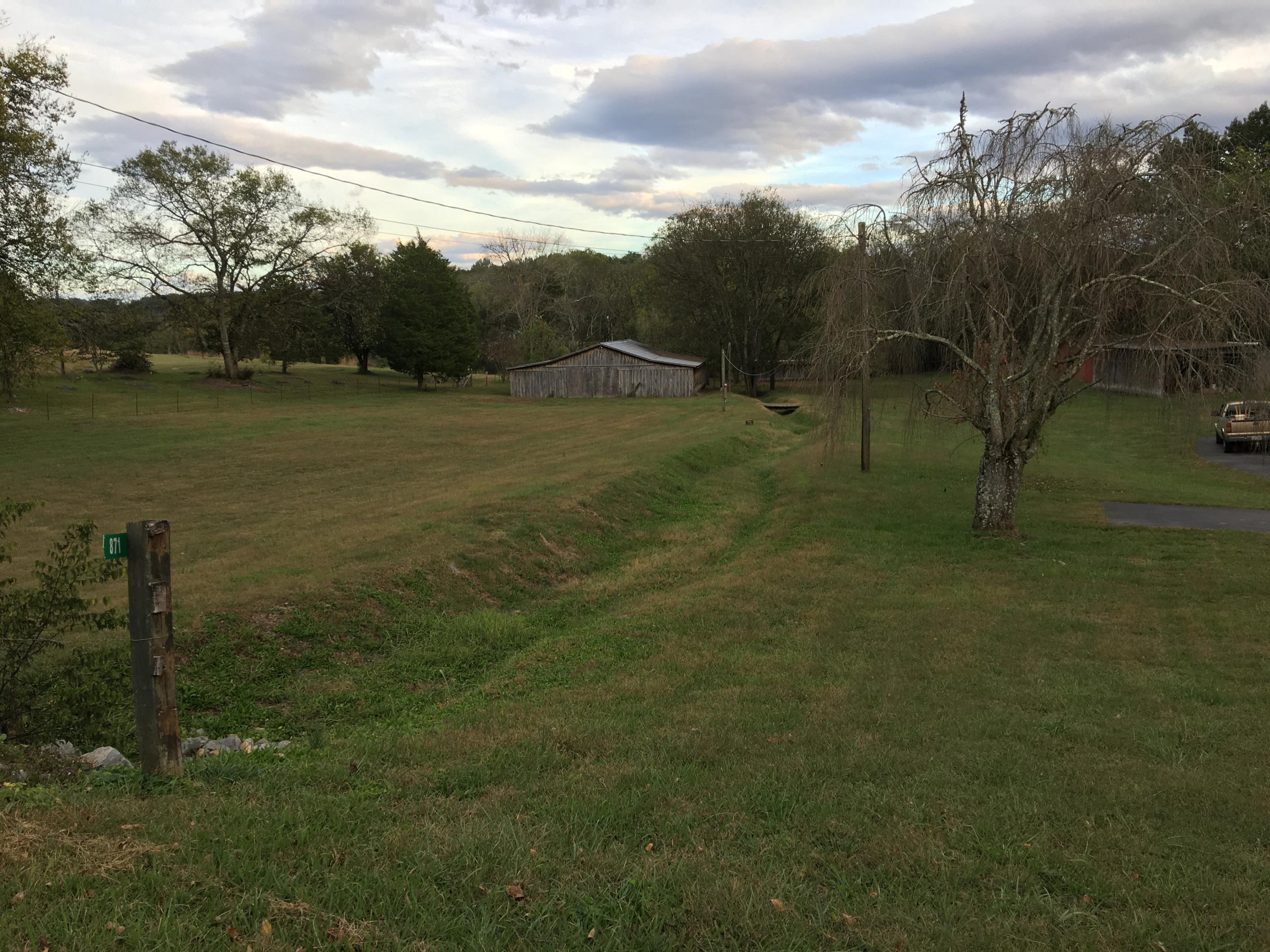 871 Kodak Road Kodak, TN 37764 - Photo 23 of 26 IMG_1536