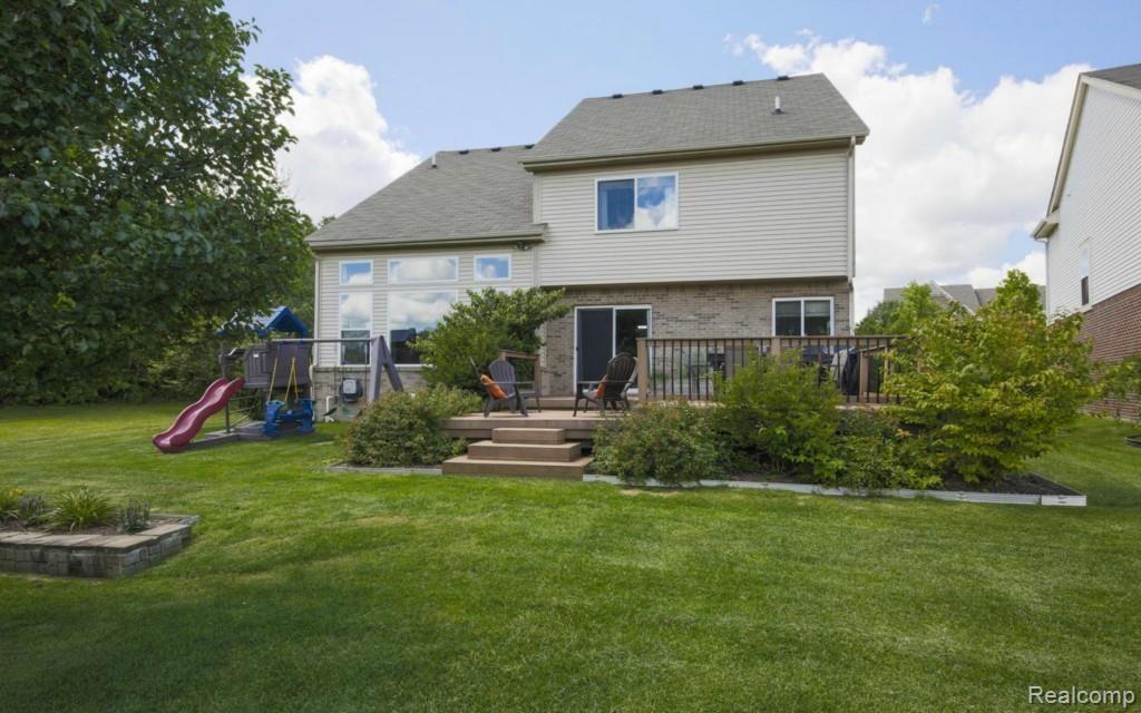 30316 Bradmore Road Warren, MI 48092 - Photo 25 of 25 25-photo-web-1680x1050-369317.jpg