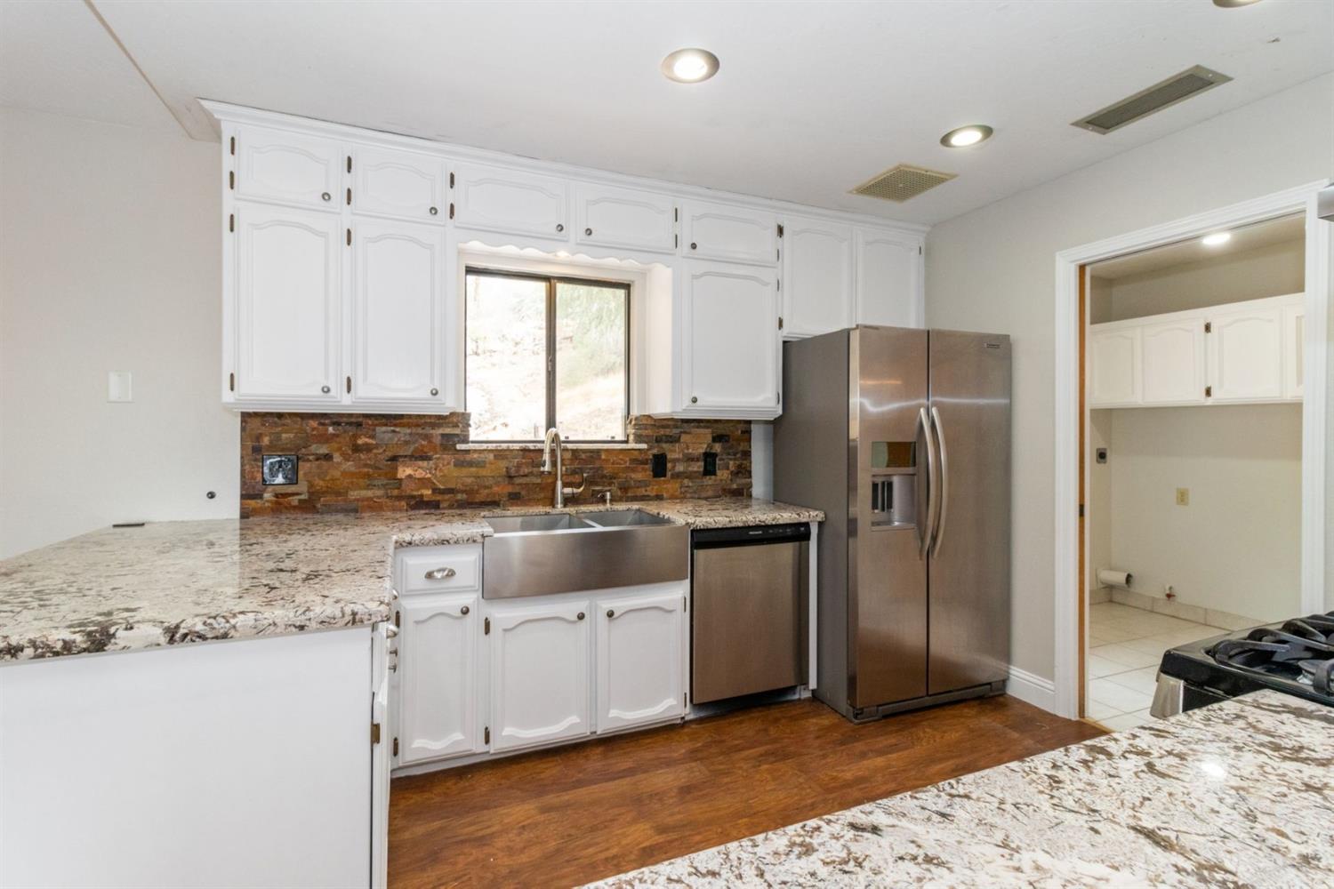 29669 Revis Road Coarsegold, CA 93614 - Photo 5 of 31 Gallery Image 5