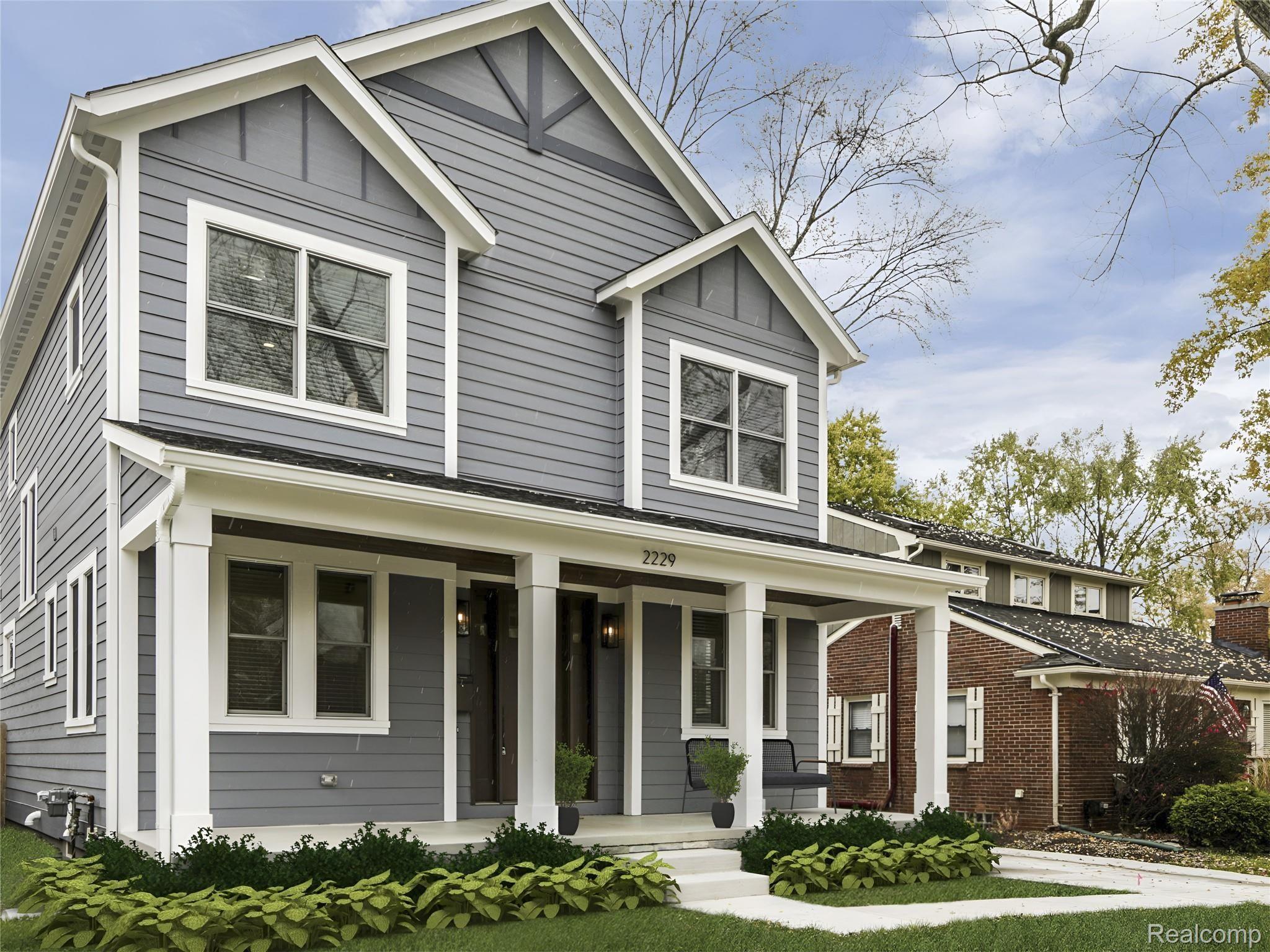 2229 Manchester Road Birmingham, MI 48009 - Photo 2 of 44 Great curb appeal!